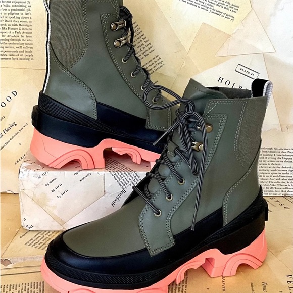 Free People Movement X SOREL Brex Lace Boot Stone Green Black Coral - Picture 4 of 12